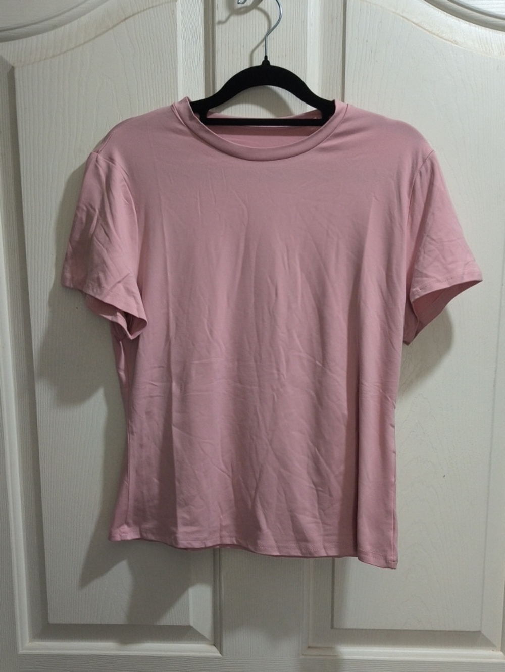 SHEIN Men's Short Sleeve Crew Tee in Light Pink